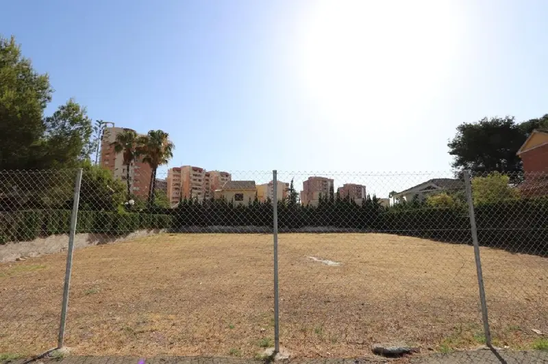 Parcela en Venta Campoamor Orihuela Costa 900m2 Cerca de la Playa