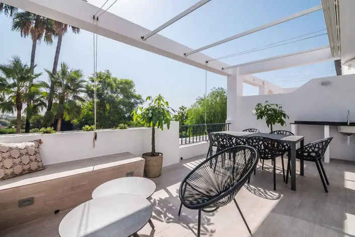Apartamento 3 Dormitorios en Venta La Quinta Benahavis