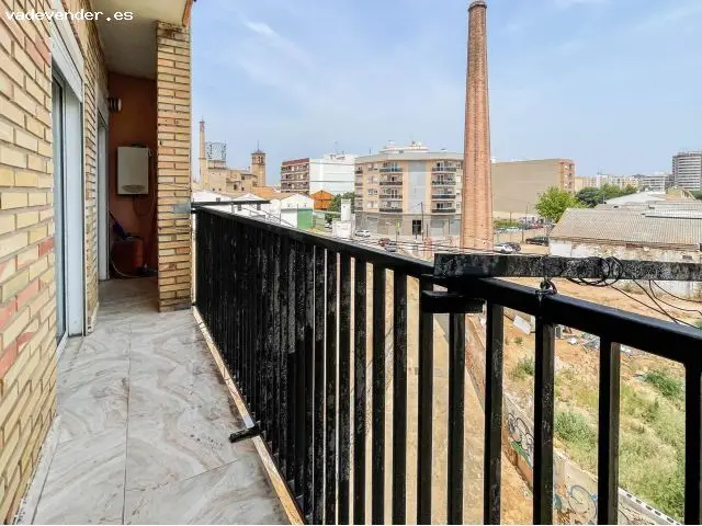 Apartamento en La Torre Valencia 3 habitaciones cerca V30