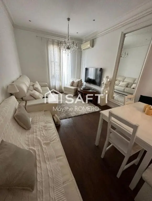 Apartamento Modernista en Sant Antoni Barcelona