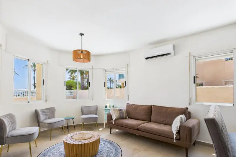Villa en Los Urrutias con Piscina Privada y Vistas al Mar