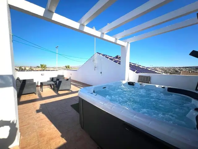 Chalet 3 Dormitorios Camposol Piscina Privada Jacuzzi