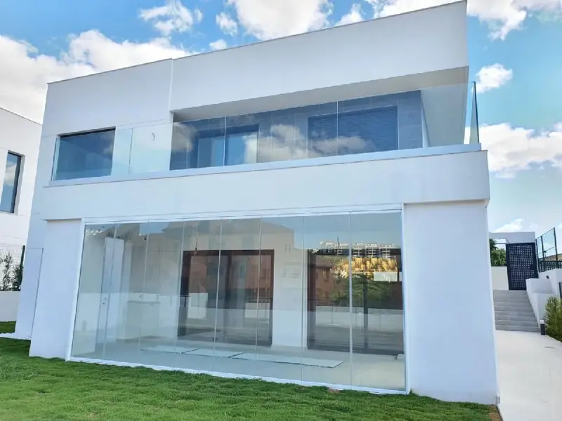 Villa 4 Dormitorios Duquesa Lujo Piscina Privada Cerca Playa