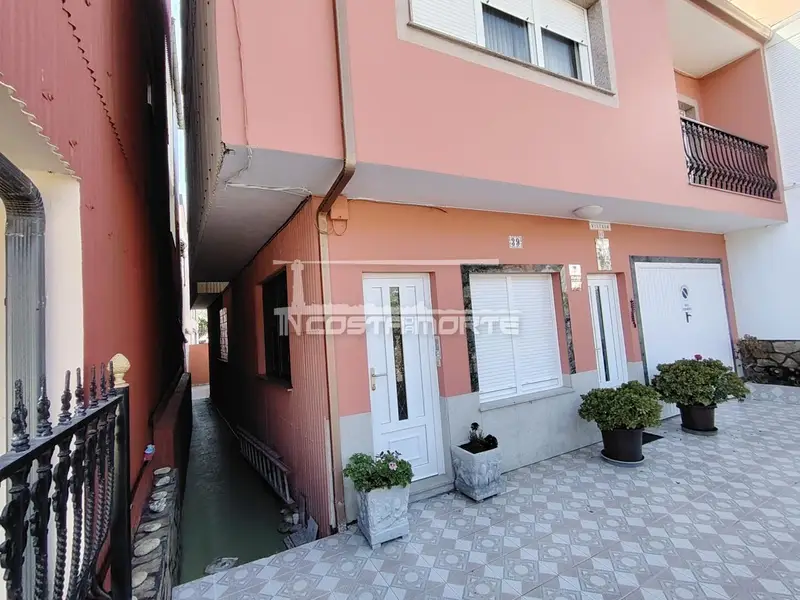 Venta Chalet Amueblado Cee Jardin 295m2 4 Dormitorios