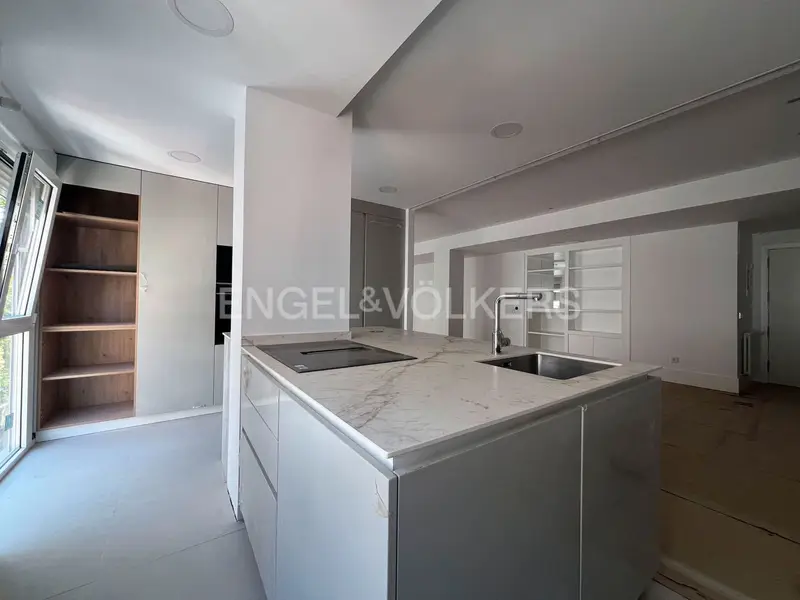 Apartamento de Lujo en Jerónimos Madrid cerca del Retiro