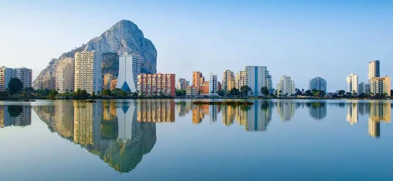 Apartamentos de Lujo en Calpe con Vistas al Mar