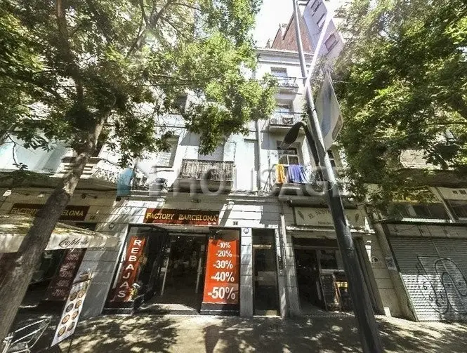 Piso en venta en Barcelona cerca de Plaza España