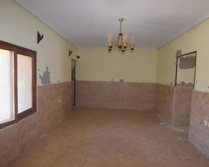 2 Bed Townhouse for sale