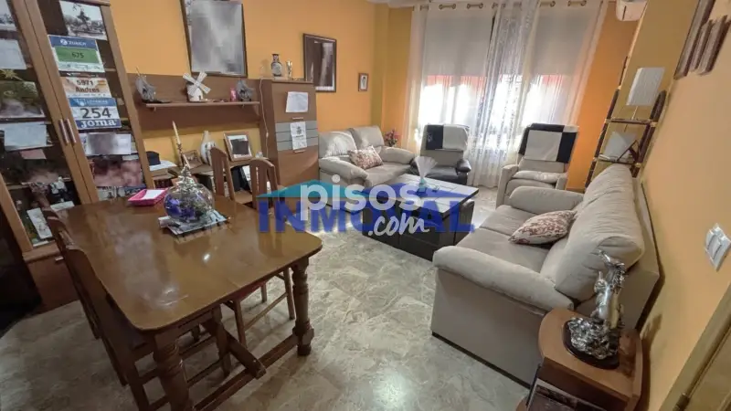 Piso en venta en Valdepeñas