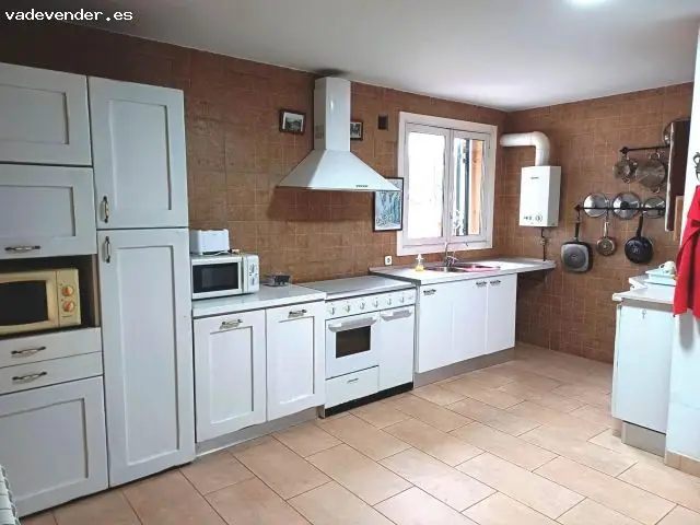 Casa de Campo con Terraza 140m2 y Aparcamiento en Sencelles