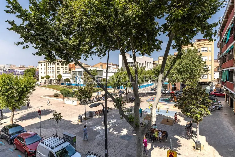 Apartamento en venta en Badalona: 4 habitaciones, 2 baños, 130m²