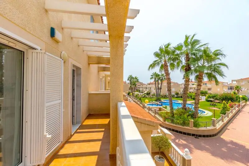 3 Cuarto Adosado en venta
Playa Flamenca, Alicante