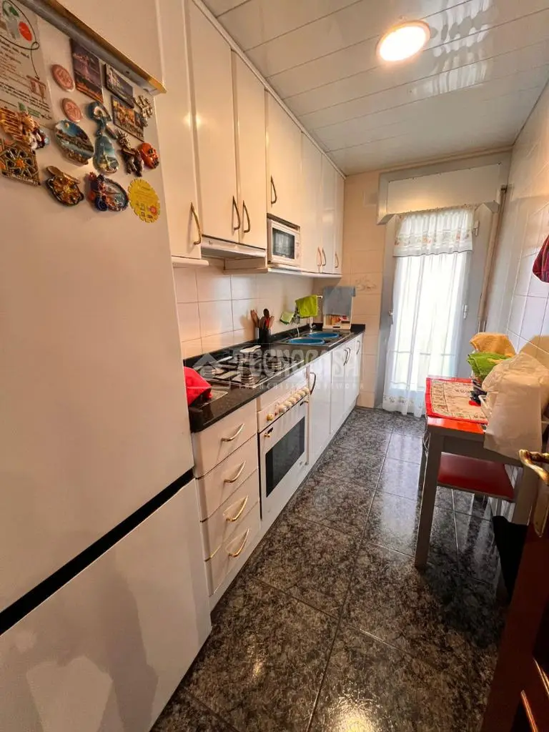Piso en Venta Nou Barris 3 Dormitorios Balcon