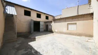 Casa en venta en Por Calle La Solana