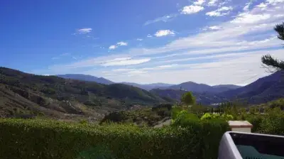 Finca Rústica con Piscina en Guájar Faragüit