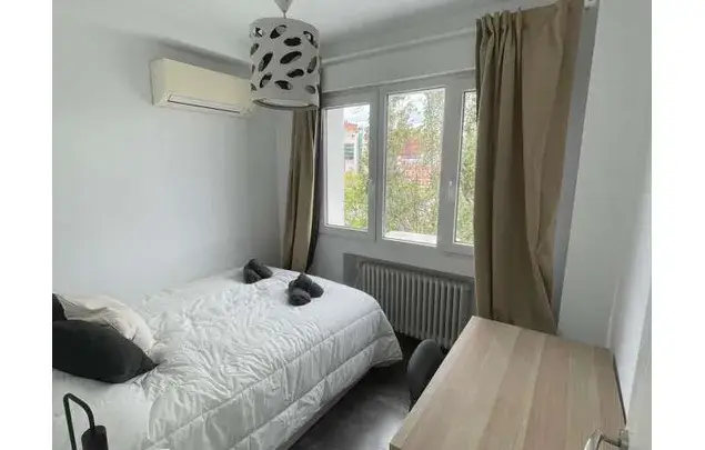 Habitaciones en Alquiler Madrid: Piso Amueblado 9 Dormitorios