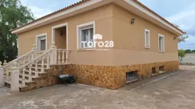 Chalet en Villamontes Boqueres con 4 dormitorios y amplio jardin