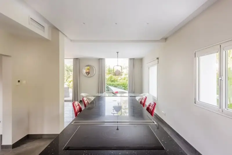 Villa en Venta Puerto Banus Marbella 4 Dormitorios Piscina Privada