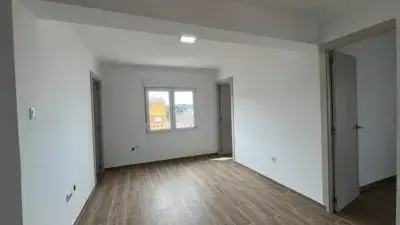 Piso en venta Glorieta Ramir Ortega 3 habitaciones reformado