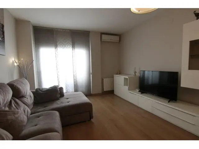 Piso Reformado Sabadell Centro Cerca Renfe 4 Habitaciones