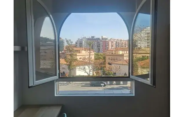 Alquiler piso reformado Barcelona 3 habitaciones 2 baños