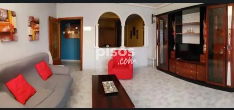 Apartamento en venta en Piso en Venta en El Mismo Centro de Baeza