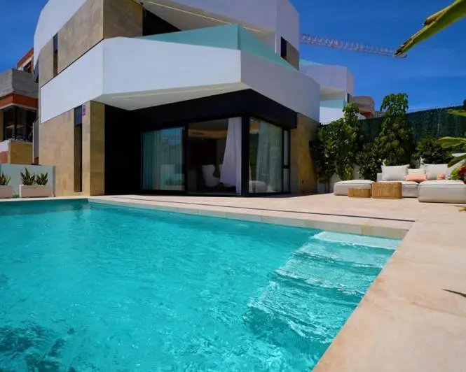 Villa de Lujo 3 Dormitorios Orihuela Costa Cerca de la Playa