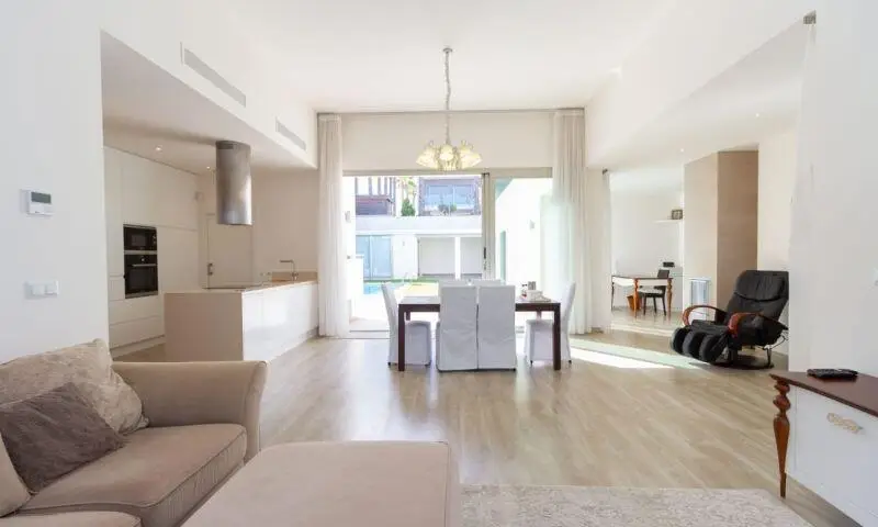 Villa Moderna en Benijofar con Piscina Privada y 3 Dormitorios