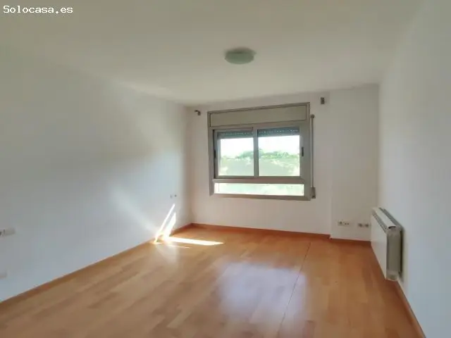 Dúplex en Manresa con Terraza y Parking 4 Dormitorios