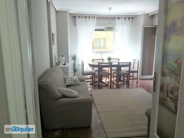Piso Estudiantes Torres Villarroel Reformado