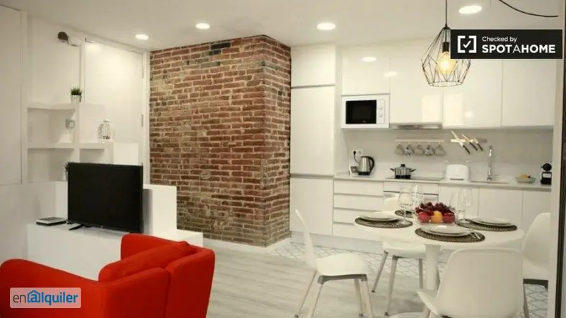 Apartamento con Aire Acondicionado y Balcón en Poble Sec