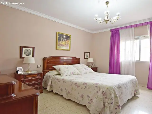 Casa Doble en La Milagrosa 2 Viviendas Garaje 4 Coches