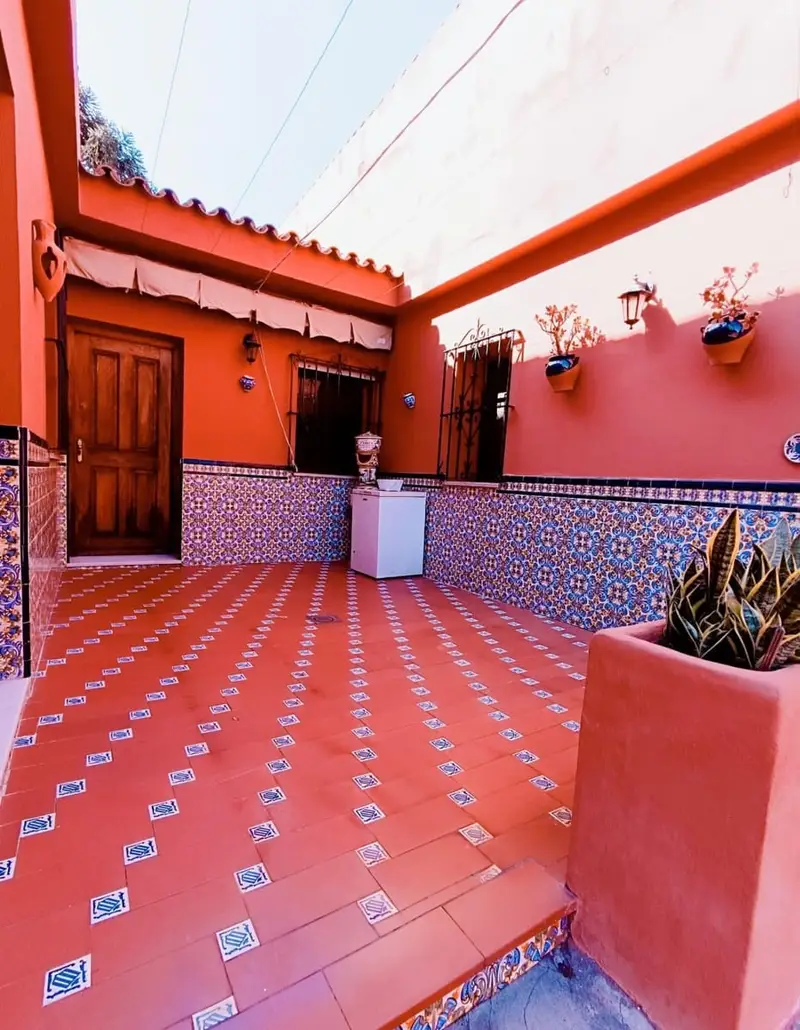 Chalet en Venta Algeciras 4 Dormitorios Piscina Jardin