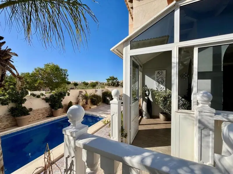Villa 4 Dormitorios 3 Baños La Zenia Cerca Playa