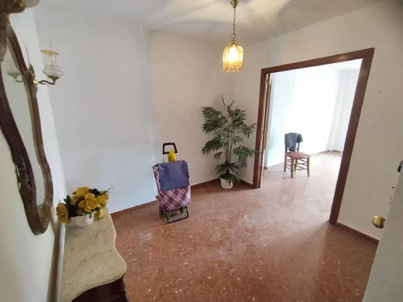 Venta Piso 4 Habitaciones Centro Cabra