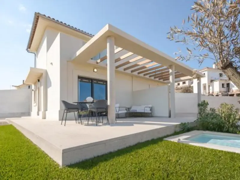 Chalet en Cala Mandia Mallorca Villas de Lujo en Venta