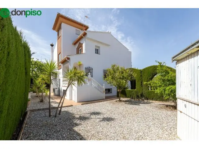 Chalet en Venta Gojar Urbanizacion Los Cerezos