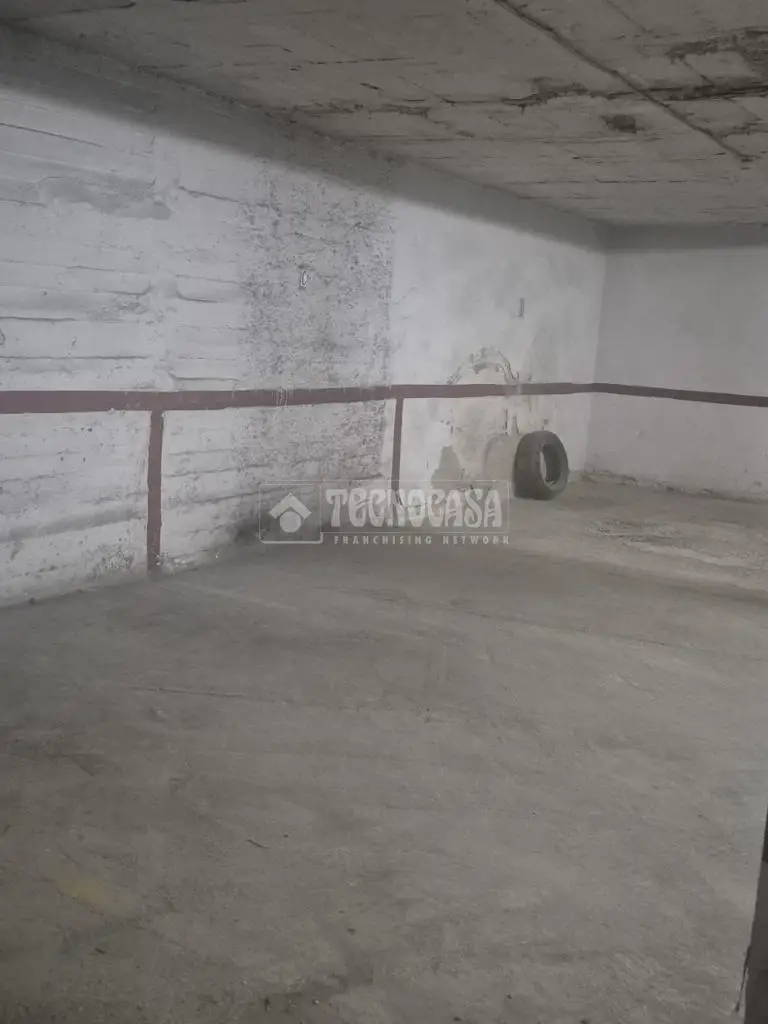 Plaza de Garaje en Venta en Cerro Amate Sevilla