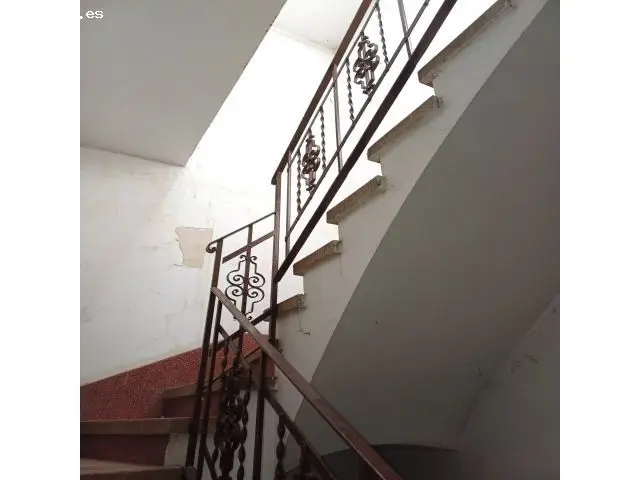 Edificio Comercial con Viviendas en Castellón