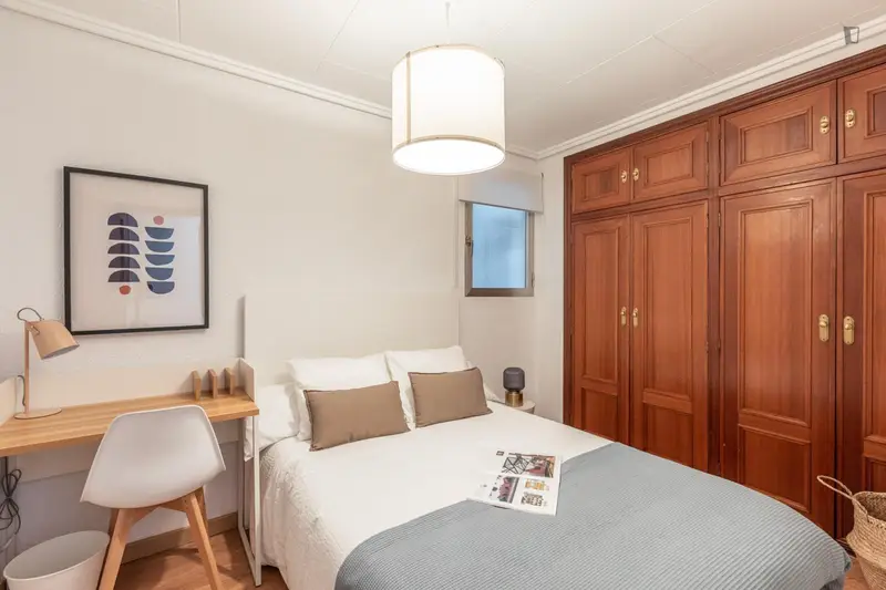 Coliving Valencia: Habitaciones Amuebladas con Facturas Incluidas