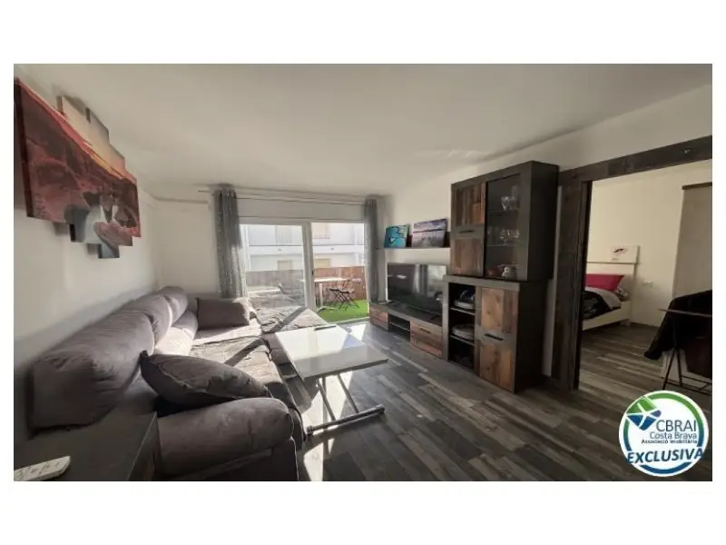 Venta Piso 2 Dormitorios Roses Centro Con Ascensor Terraza