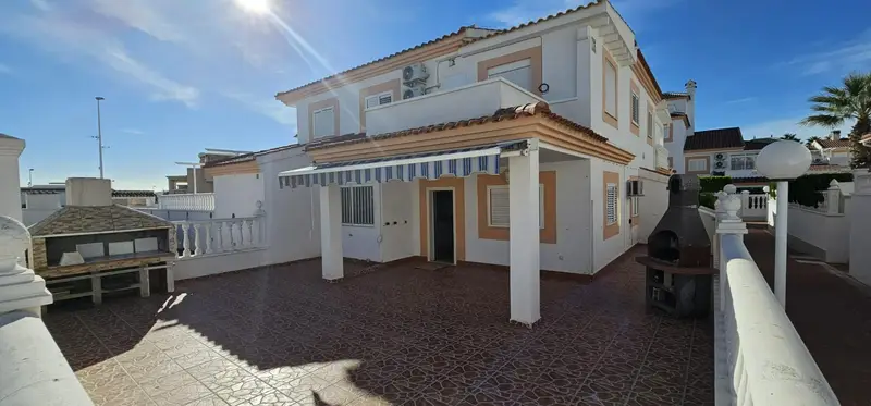 Venta Duplex Punta Prima 4 Dormitorios Jardin Piscina Parking