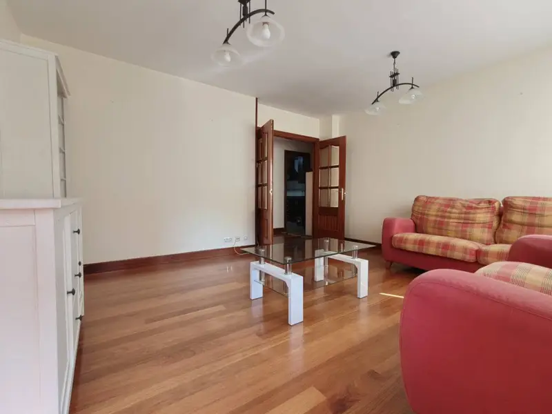 Piso en venta Etxebarria 105m2 terraza 3 dormitorios garaje
