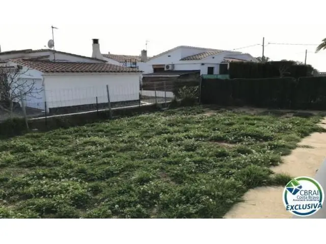 Chalet en Venta en Roses Girona 5 Dormitorios Jardin Terraza