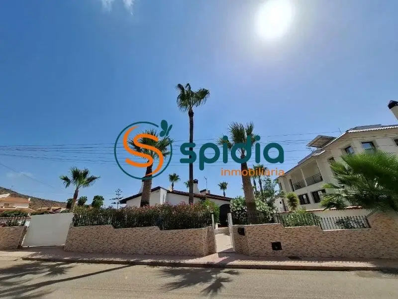 Chalet en Venta en Murcia Ideal para Familias