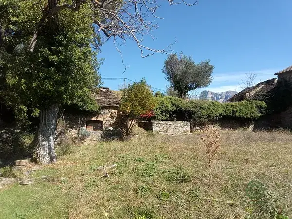 Casa Tradicional en Huesca a Rehabilitacion con Terreno