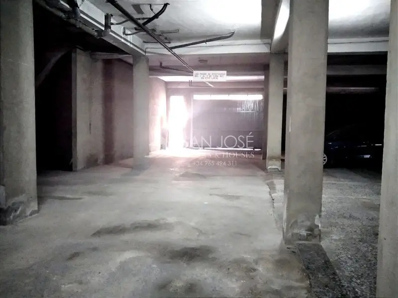 Local Comercial en Alquiler Novelda 500m2