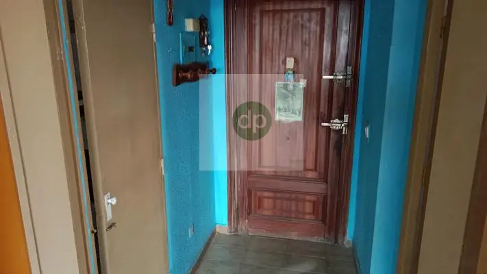 Piso en venta Poligono La Paz 81m2 tres dormitorios salon terraza