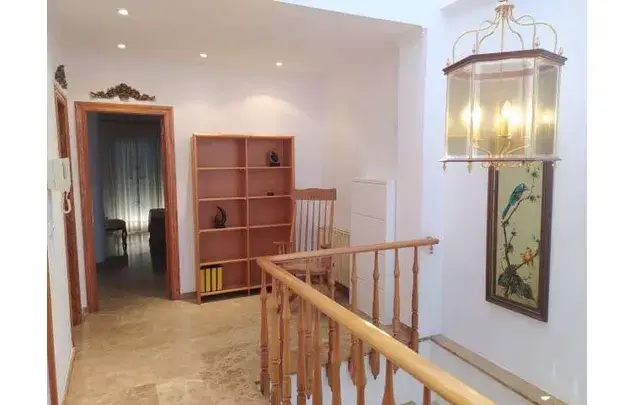 Alquiler Piso 4 Dormitorios 226m2 Daimús