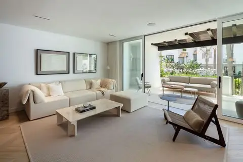 Apartamento 3 Dormitorios Marbella Milla de Oro Vistas al Mar